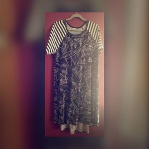 Lularoe Carly XL BW Nautical